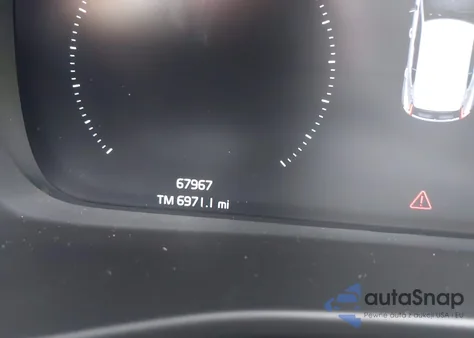 2019 Volvo Xc40 T5 Momentum from USA, damaged, VIN YV4162UK3K2087326